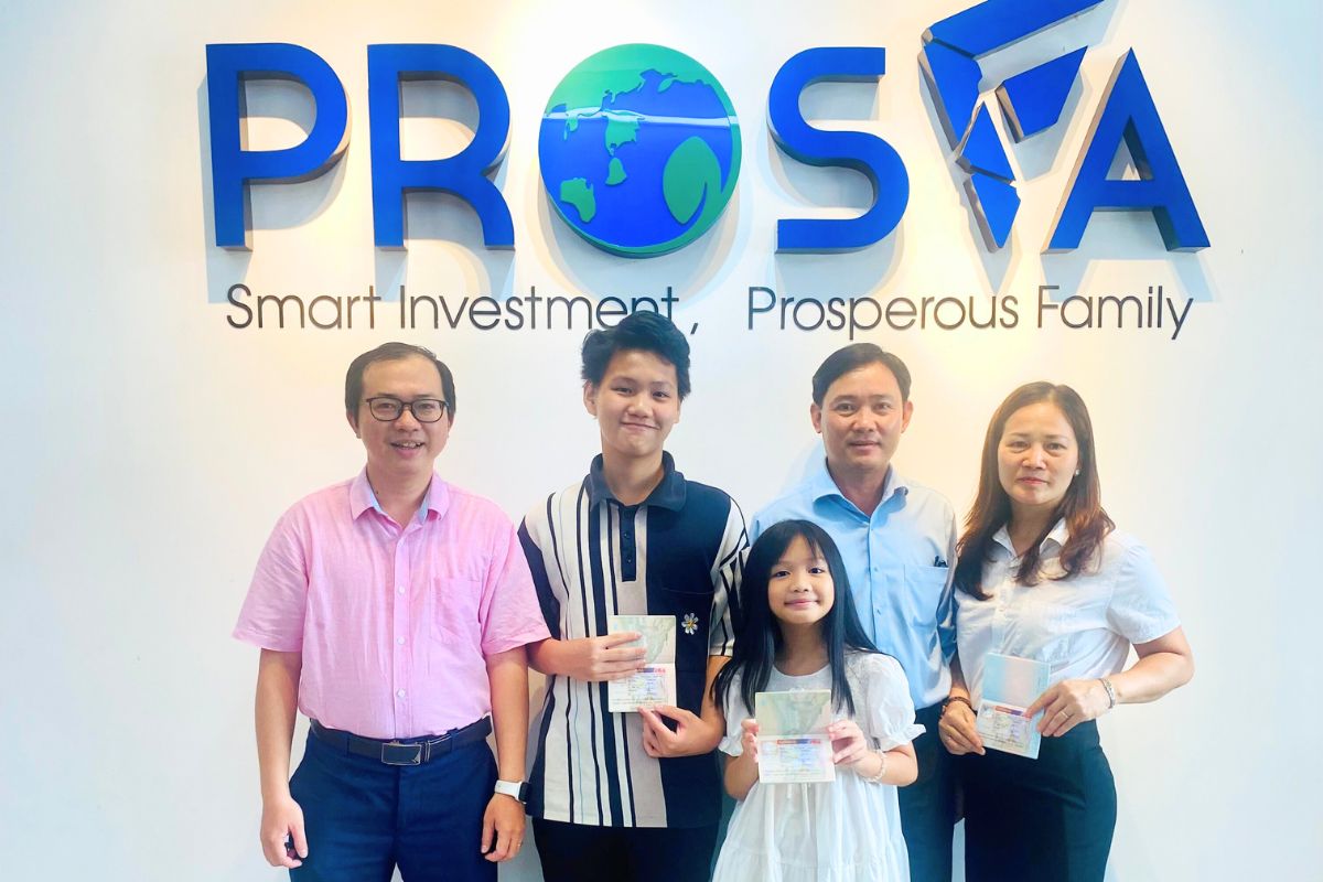 du học trung học Canada từ lớp 10 Chuyên viên Prosfa tư vấn du học Canada cho phụ huynh